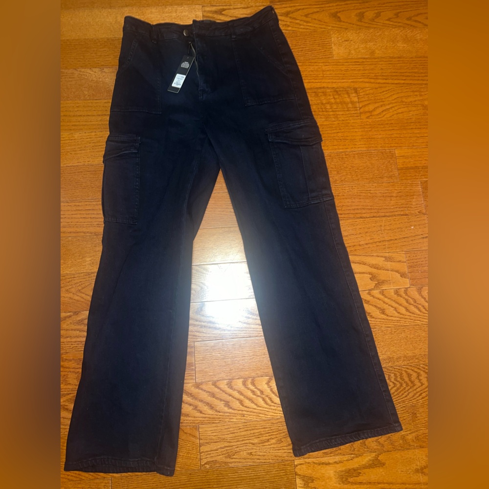Fashion Nova Cargo Black